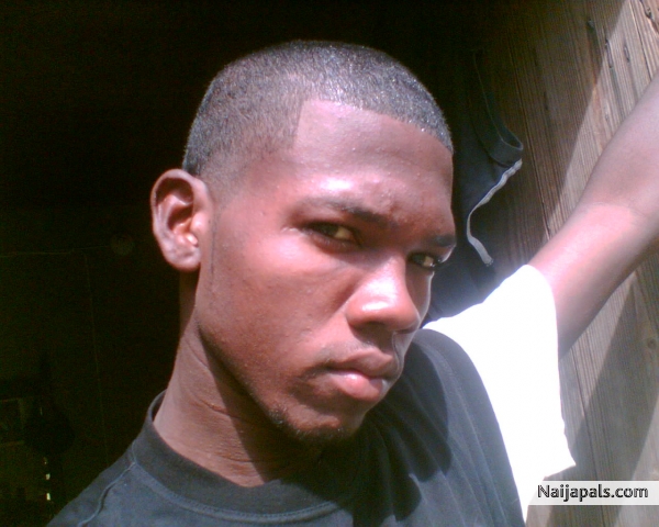 me chilling in jamaica - click for next photo