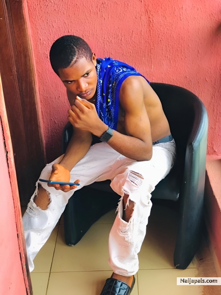 You can connect with Skaibwoi on: Instagram/Facebook @Skaibwoi4ever Audiomack @Skaibwoi - click for next photo