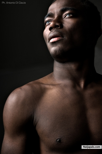  - click for next photo