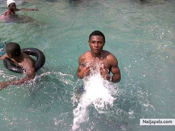 swimfreak!! - click for next photo