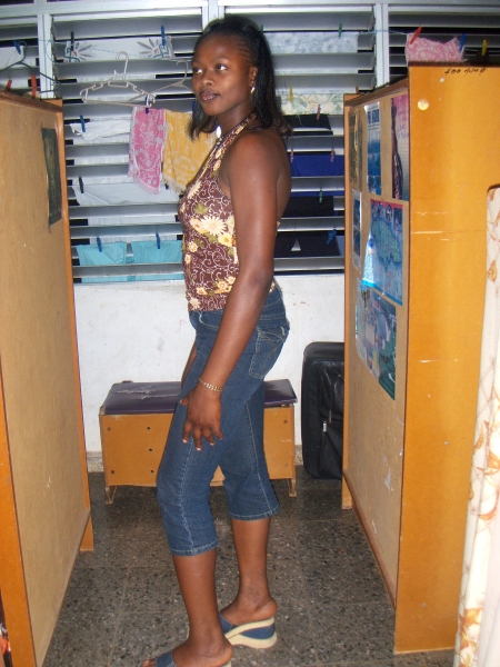  - click for next photo