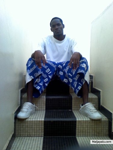 amatboy - click for next photo