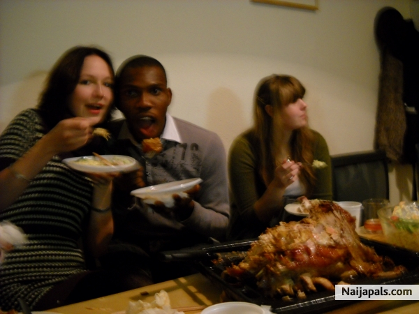 Turkey pose! :p - click for next photo