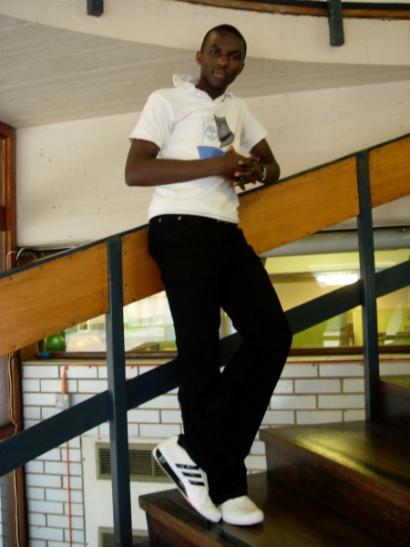  - click for next photo