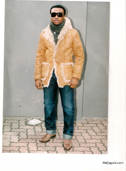  - click for next photo