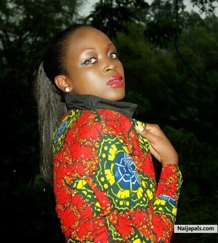My Name is Gloria, God fearing and truthful, i Need some one caring - click for next photo