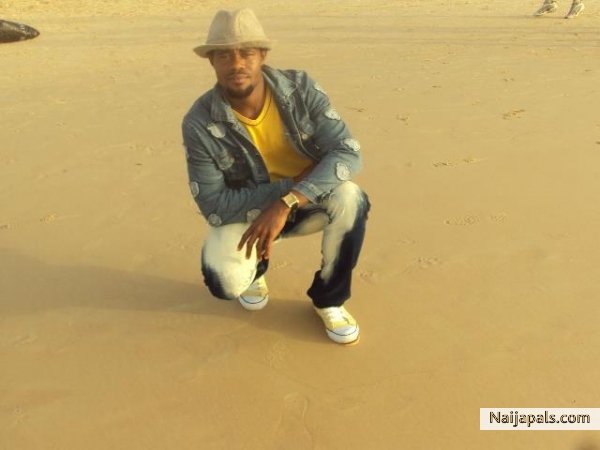  - click for next photo