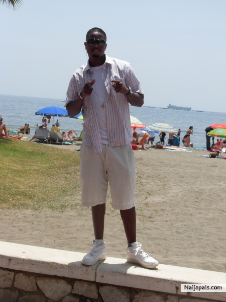  - click for next photo