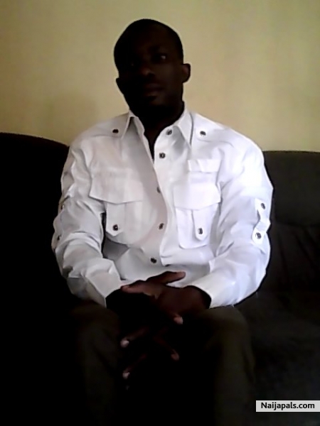 BOSSZ - click for next photo