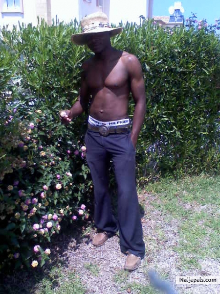  - click for next photo