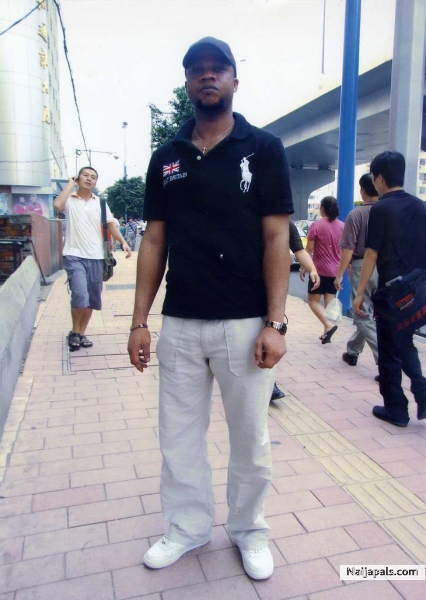  - click for next photo