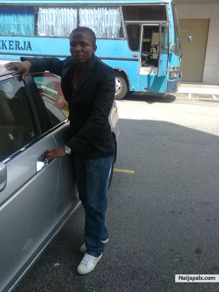  - click for next photo