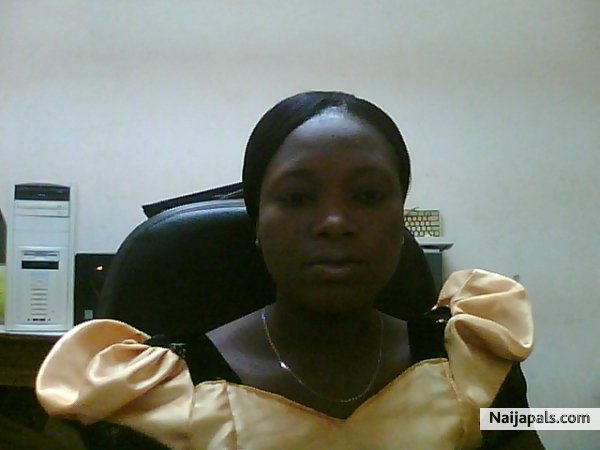 oyeniyi eunice - click for next photo