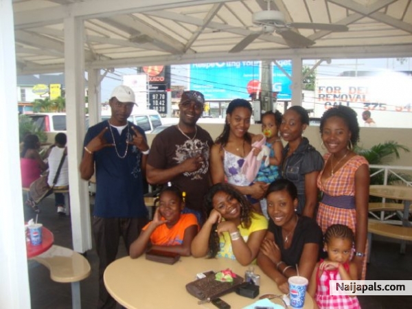 mi familia - click for next photo