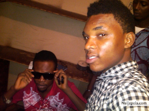 IN D STUDIO, AFTER D SESSION. - click for next photo