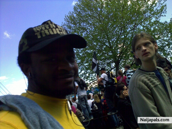  - click for next photo