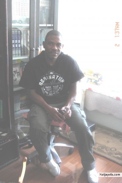  - click for next photo