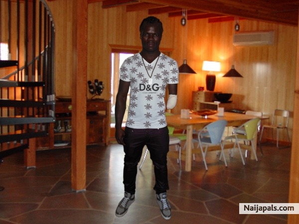  - click for next photo