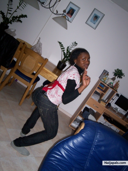 yemiii - click for next photo