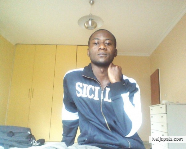 mee - click for next photo