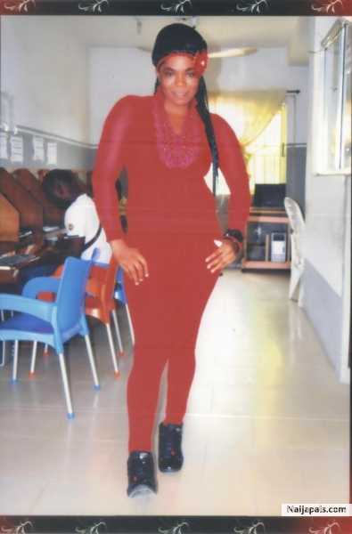 LADY B. DE HAIR MAKE-UP ARTISTE - click for next photo
