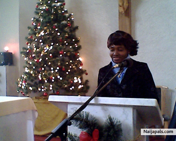 X-mas psalms - click for next photo