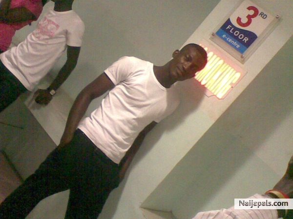  - click for next photo