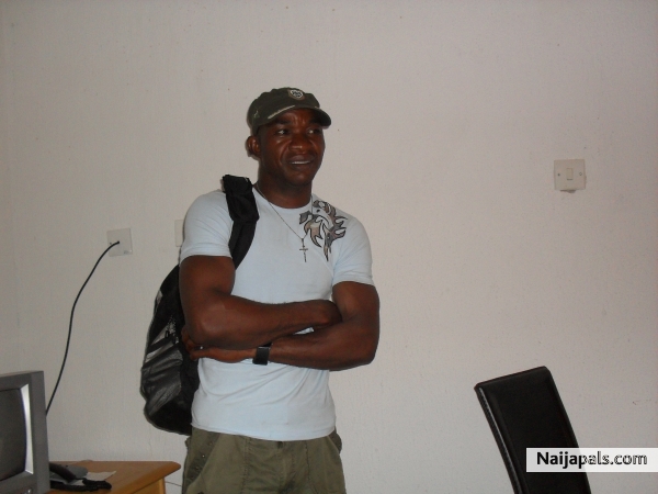  - click for next photo