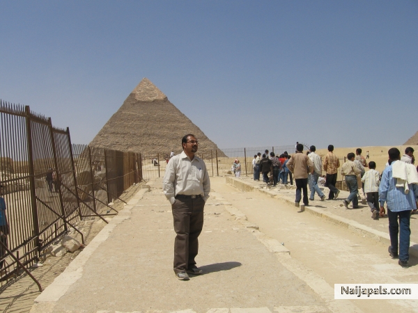 MYSELF IN EGYPT - click for next photo