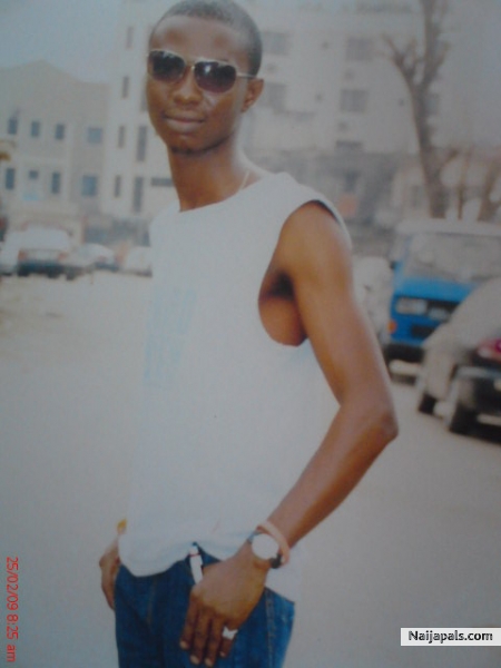  - click for next photo