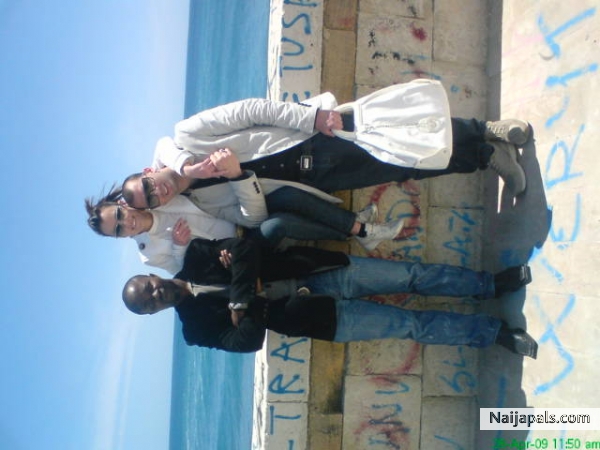  - click for next photo