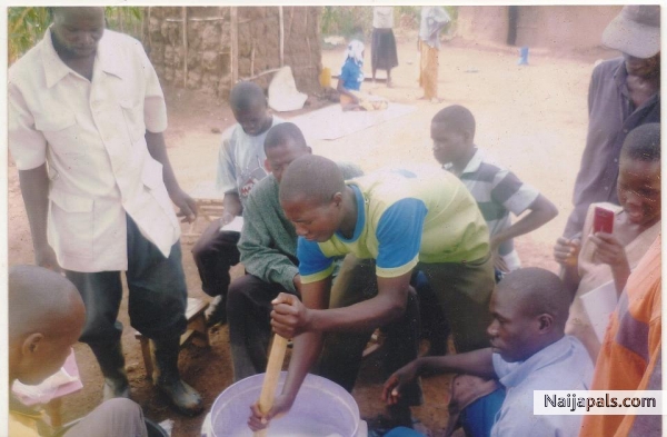 eastern royals actinggroup members durring liquid soap making - click for next photo