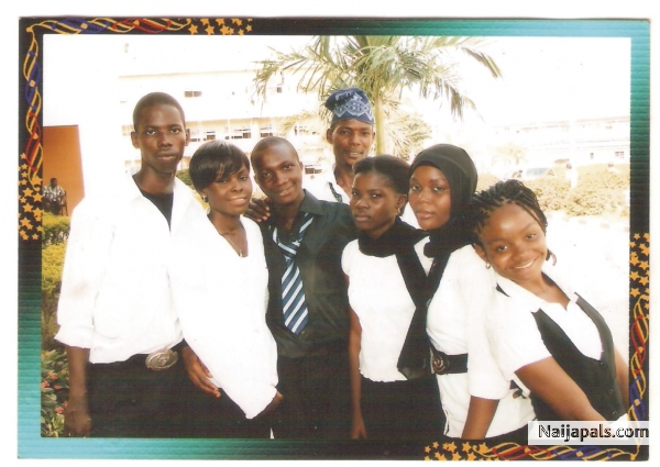 Ma frnd in skul - click for next photo