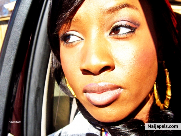 was tryin 2 model lol - click for next photo