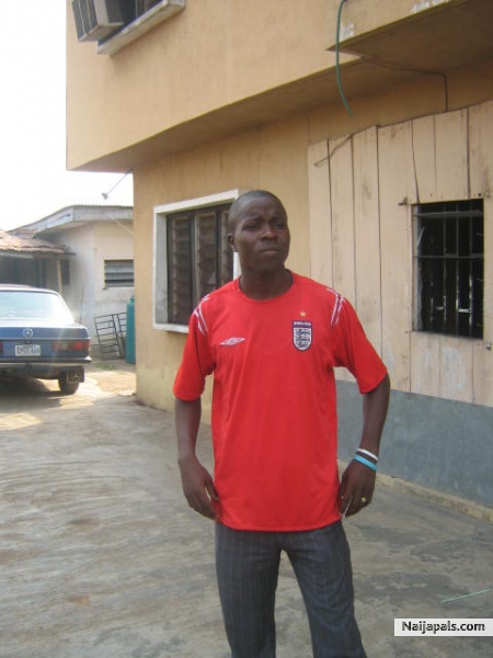  - click for next photo