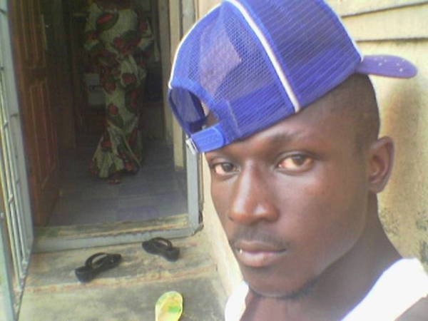  - click for next photo