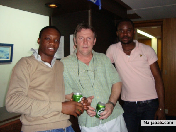 wit d CAPTAIN - click for next photo