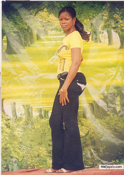 Hello my people of naijapal my name is nneka from owerri imo state.I am student of federalpolytechnic nekede o.werri imo state - click for next photo