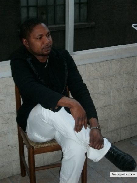  - click for next photo