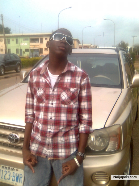  - click for next photo