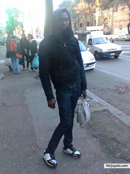  - click for next photo