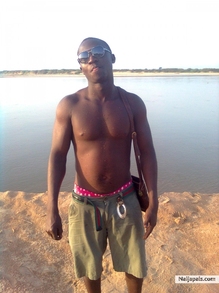  - click for next photo