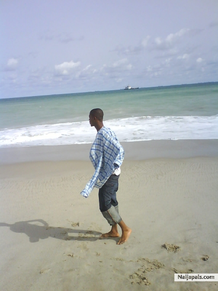  - click for next photo