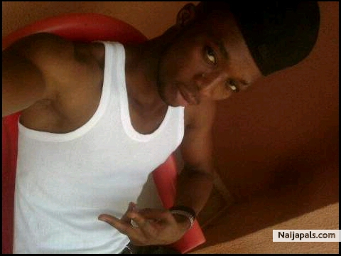 dats me feeling cool - click for next photo