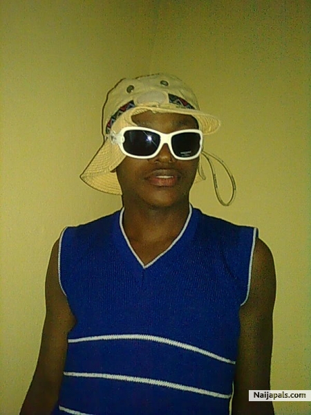 Youngmoney - click for next photo