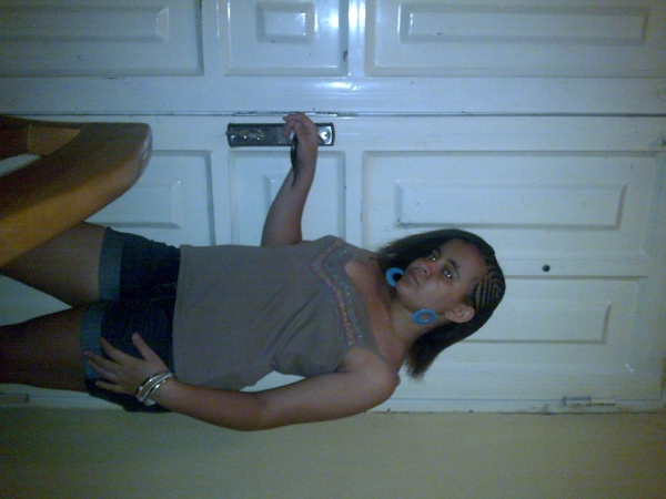  - click for next photo