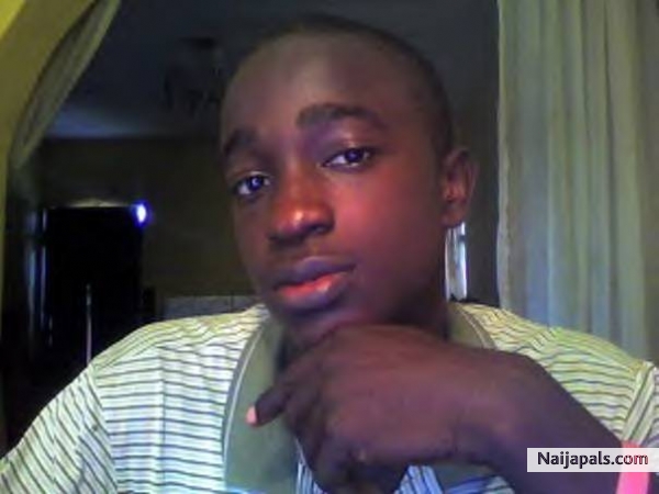 its ur boy sleek - click for next photo