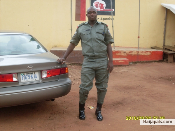 officer - click for next photo