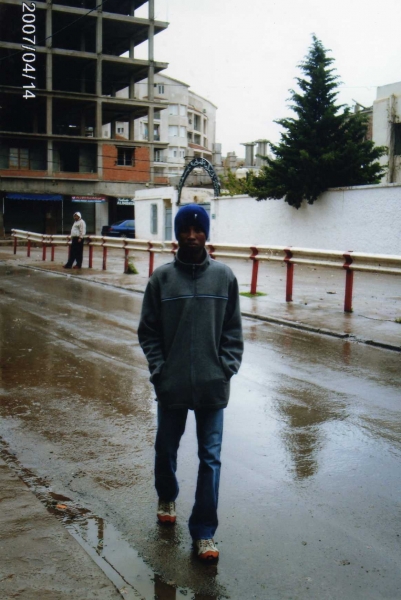  - click for next photo