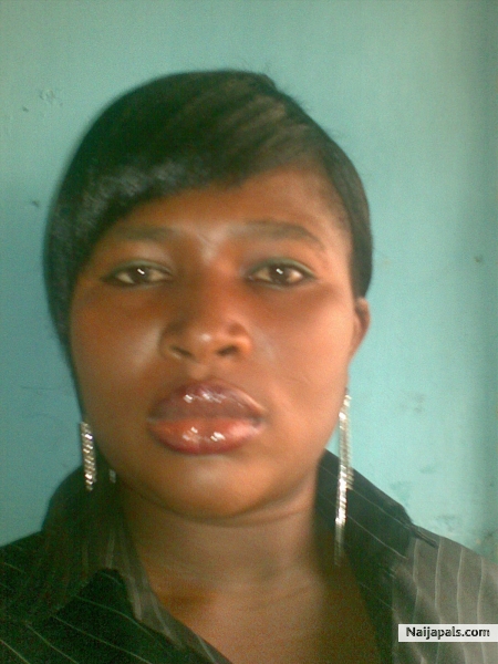 chioma - click for next photo